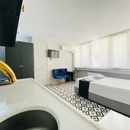 Refreshing Studio Flat In Kabatas Beyoglu Istanbul